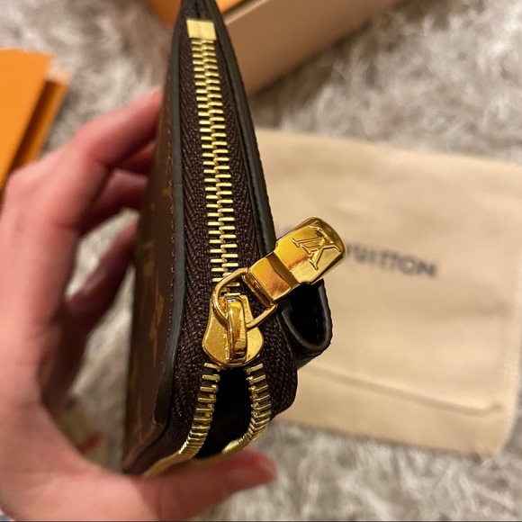 LOUIS VUITTON MONOGRAM CARD HOLDER RECTO VERSO - Picture 9 of 13